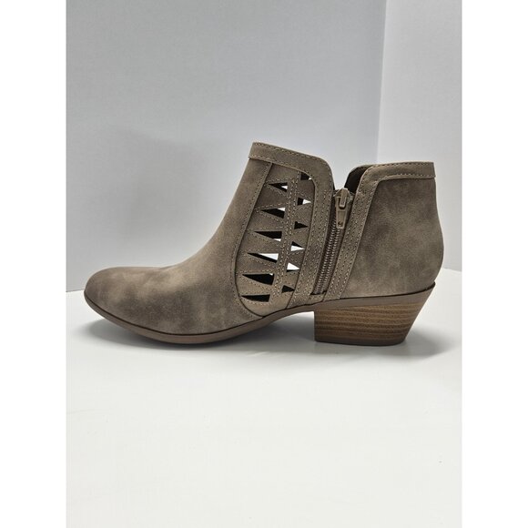 Camel low-rise stacked ankle bootie Women Size 10 Lasser Cut And Zip Up, Comfort - Picture 8 of 16